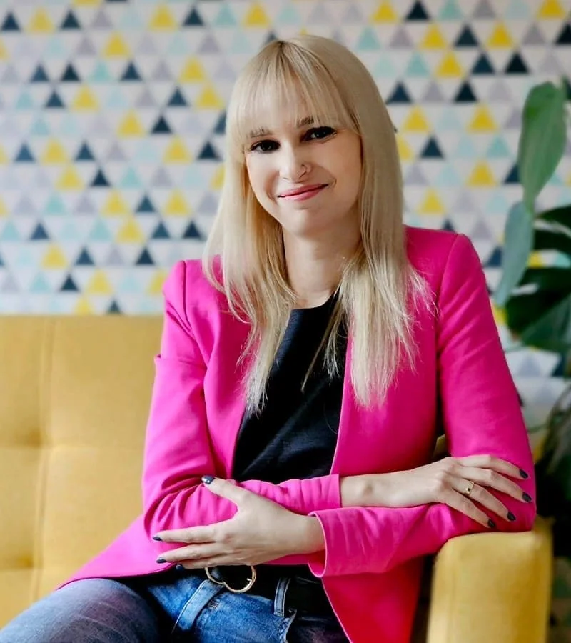 Psychoterapeuta poznawczo-behawioralny ośrodka PoMyślnie