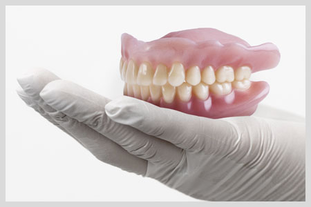 Veneers Cost_images - blyss-dental-veneers-cost-porcelain