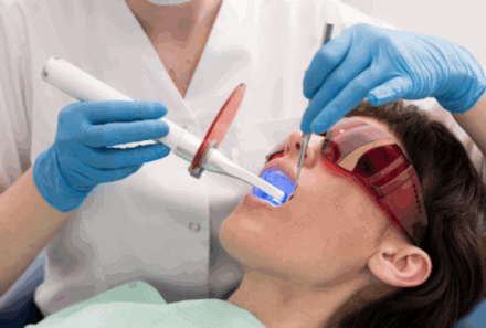 Top Techniques Used by Teeth Whitening Dentists in Kenner