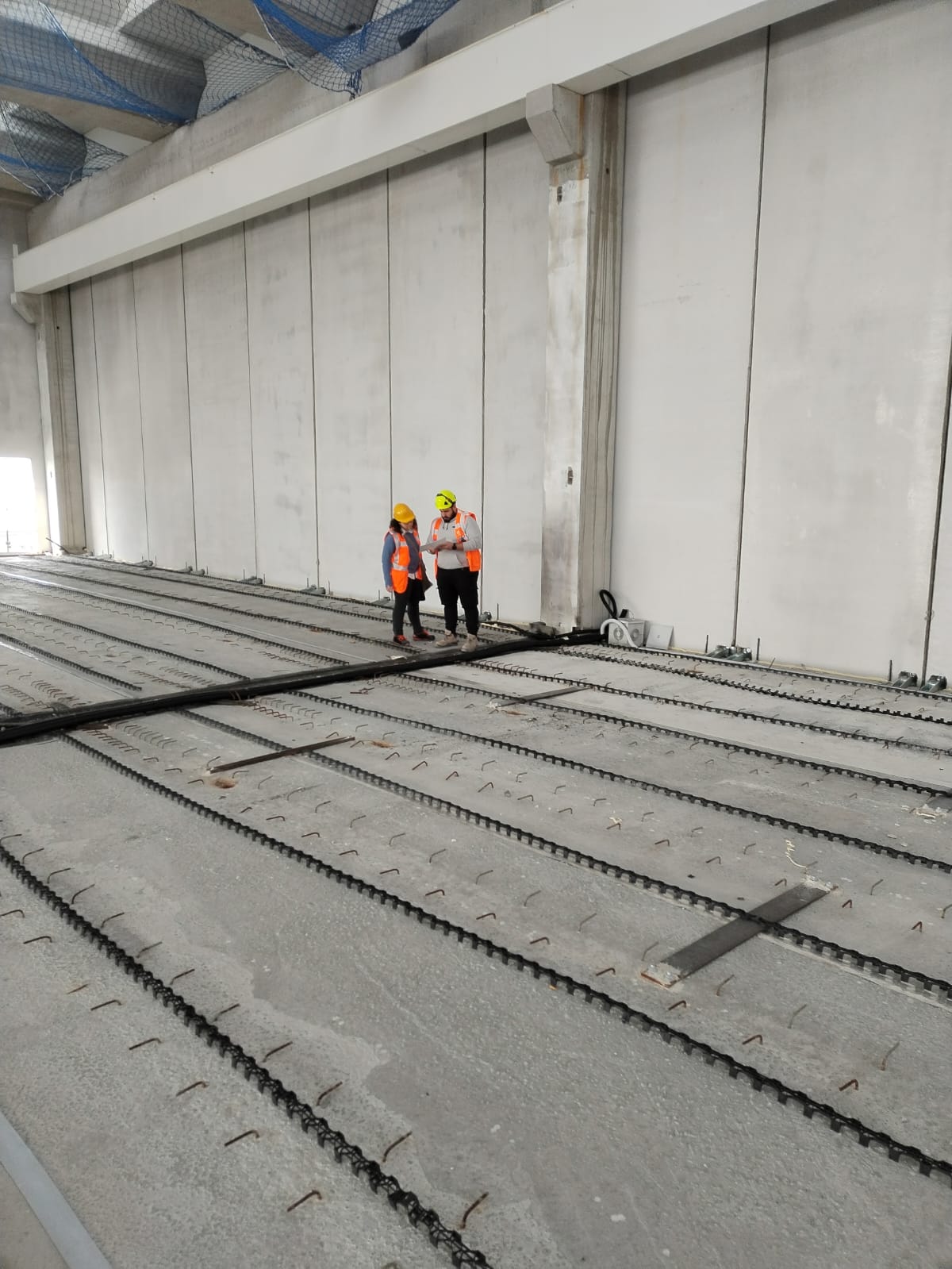 Pavimento industriale collaborante con solaio polo della Nautica Genova — calcestruzzo armato resistenza sismica Prima Pavimenti - work in progress