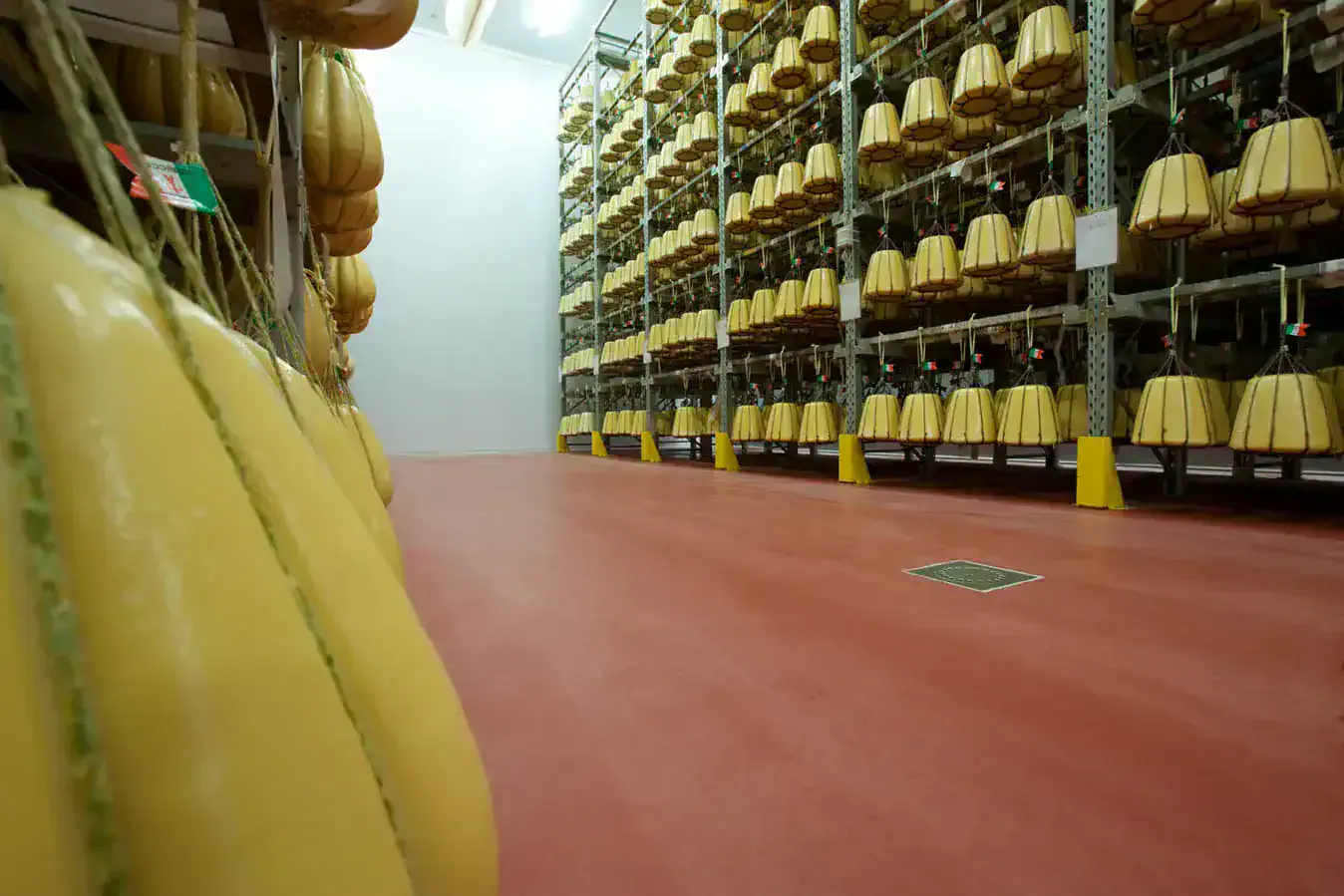 SIKA UCRETE MF_ Magazzino caseificio
