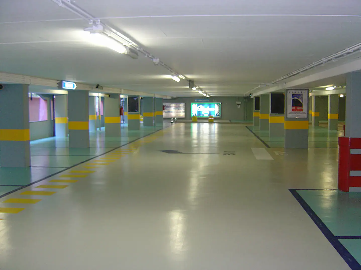 Pavimento in resina MAPEFLOOR PARKING SYSTEM RHT per il Parcheggio interrato di Portofino