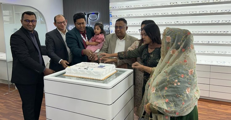জেইসের ভিশনের সঙ্গে ঢাকা অপটিক্যাল প্যাভিলিয়নের যাত্রা