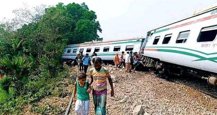 কুমিল্লায় ট্রেন লাইনচ্যুতের ঘটনায় ৪ সদস্যের তদন্ত কমিটি গঠন