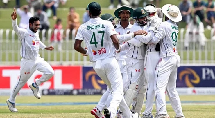 পাকিস্তানের মাটিতে ঐতিহাসিক টেস্ট জয় বাংলাদেশের