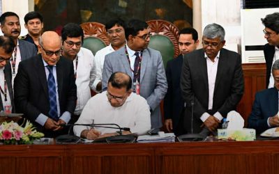 মন্ত্রিসভায় পাস ৯ লাখ ৩৮ হাজার কোটি টাকার বাজেট, বিকেলে সংসদে উপস্থাপন