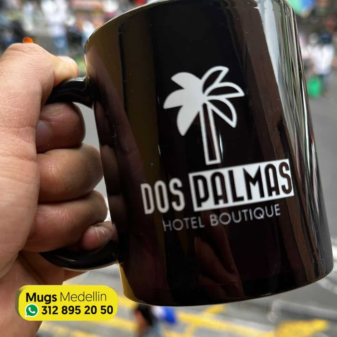 mug con logo personalizado medellin