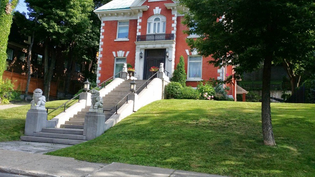 OUTREMONT