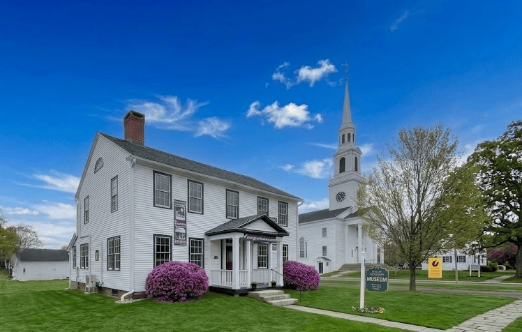 Ellington Museum and Congregational Church