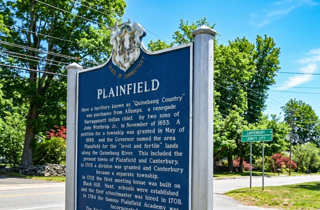 Plainfield Town Sign in Plainfield, CT