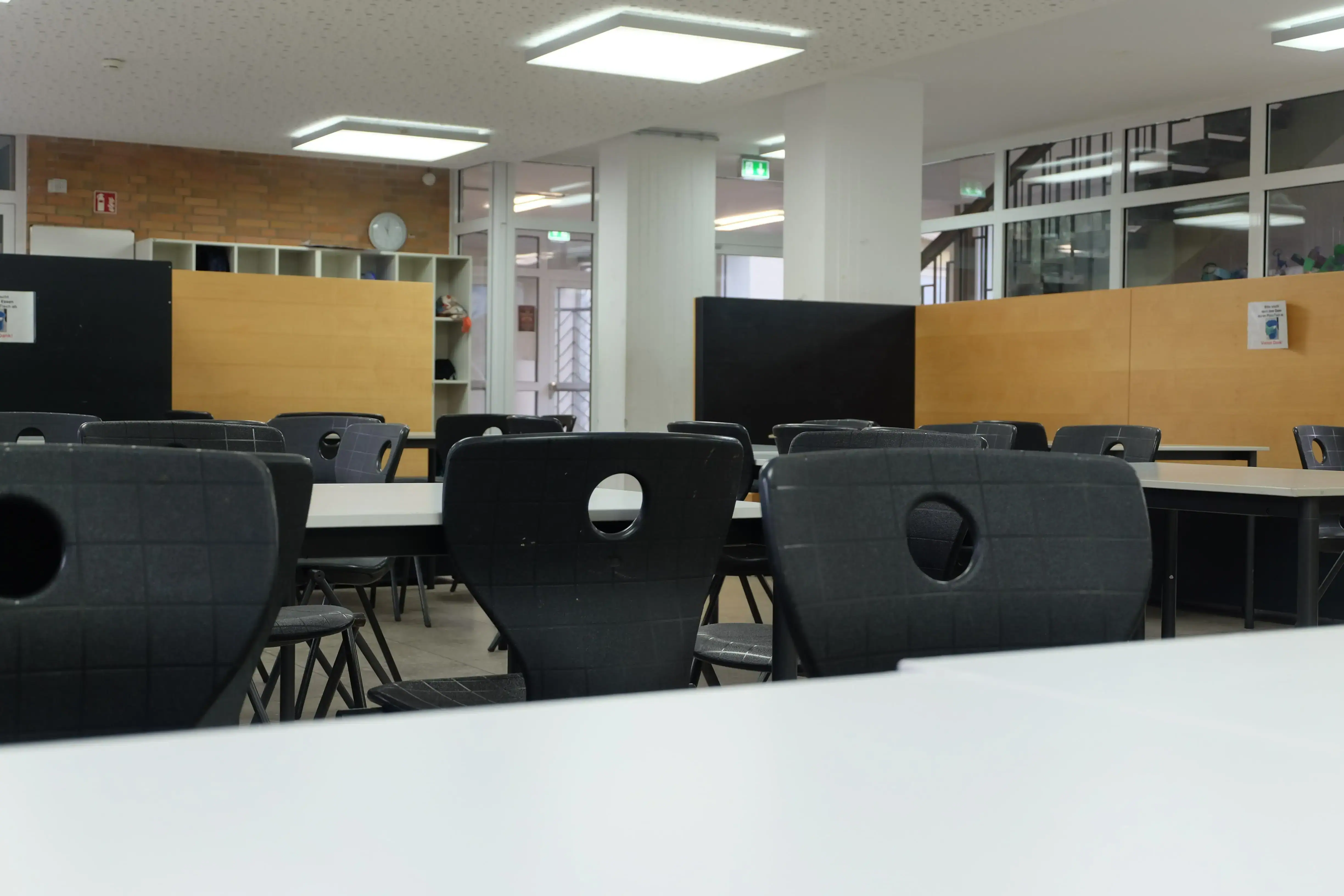 tables in school canteen