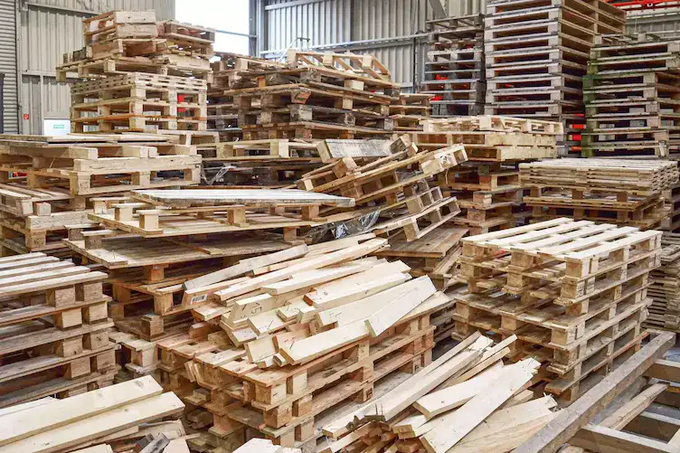 http://Contact%20Pallet%20Recycler%20Edmonton%20office%20at%204860%2093%20Ave