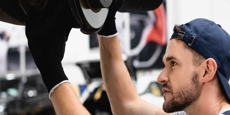 Top Signs Your Vehicle Needs Car Repair in Jumeirah Lake Tower