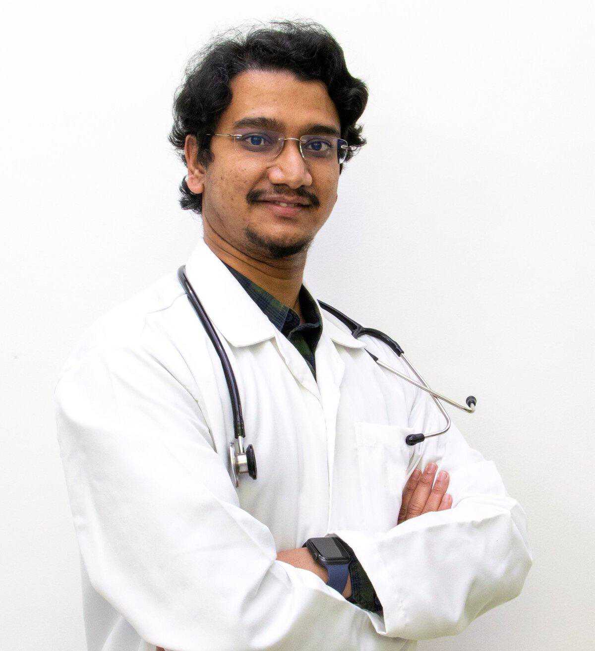 Dr Yash Khanvilkar