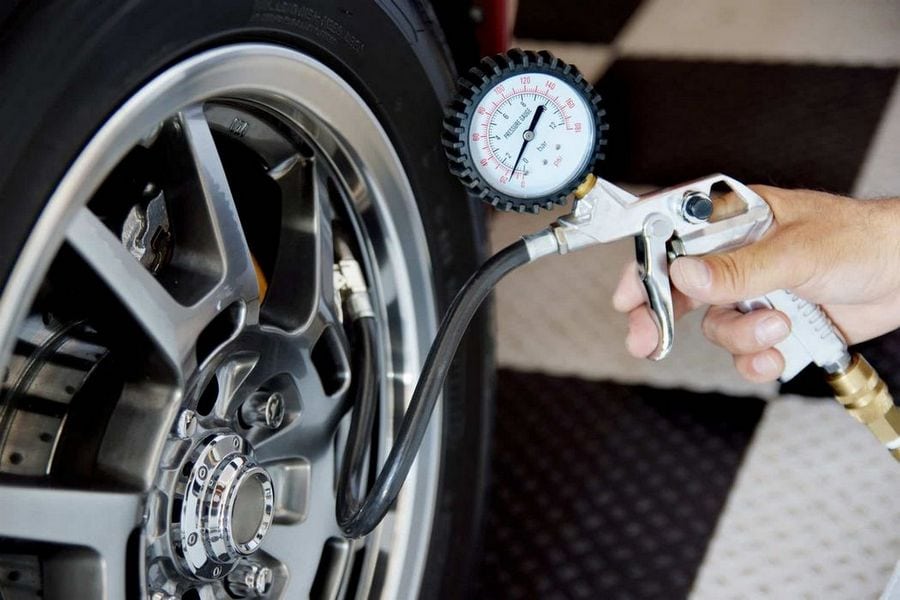 На что обратить внимание при выборе шиномонтажа?