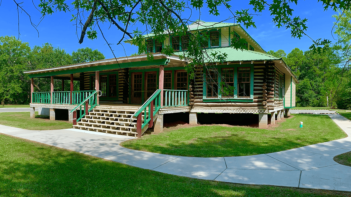 AMENITIES
