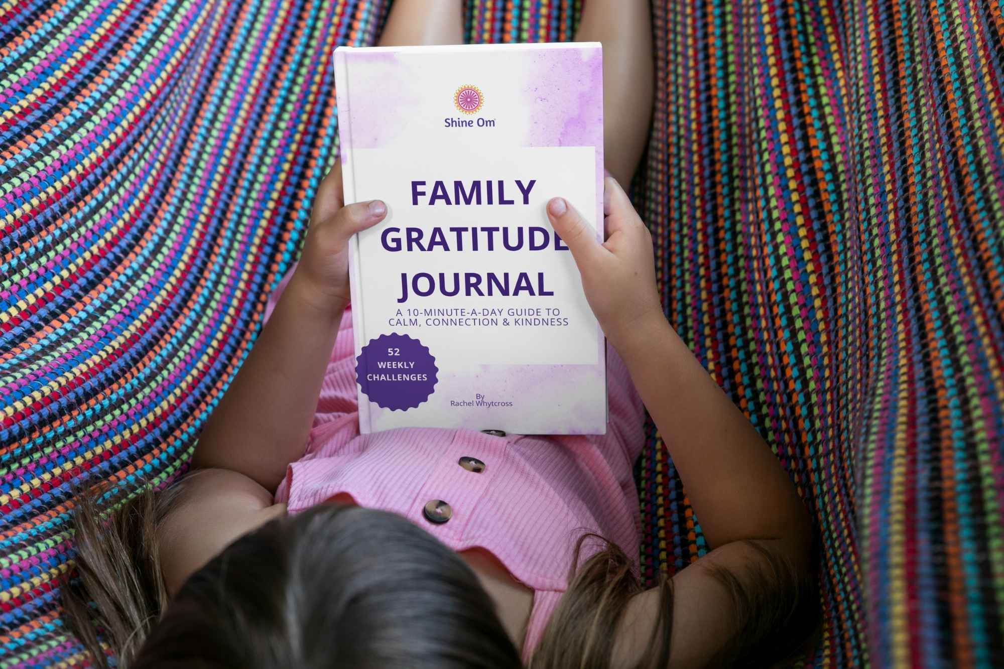 Family Gratitude Journal – A 10-Minute Daily Ritual for Calm & Connection