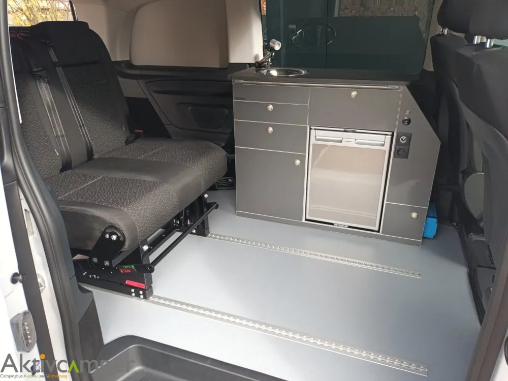 Vito Kastenwagen Sitzbank Schlafbank nachrüsten Bett Camper Schienensystem 4