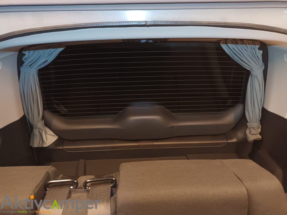 Verdunklung Mercedes Vito V-Klasse EQV nachrüsten einbau von Verdunklung 2