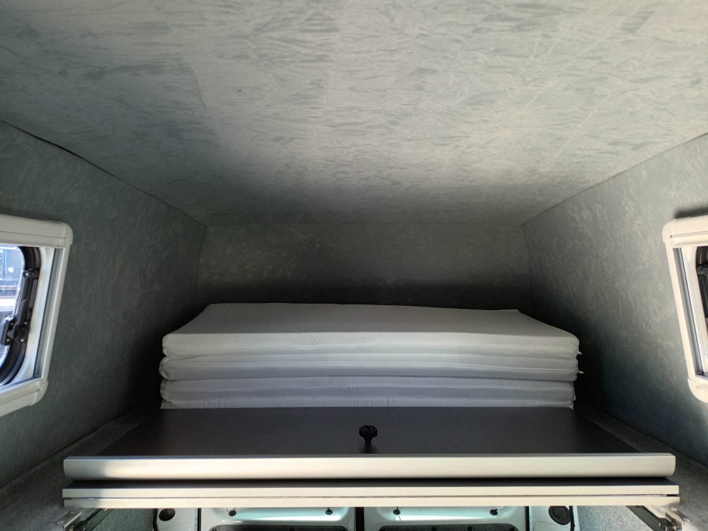 Hochdach Vito V-Klasse Mercedes festes Hochdach nachgerüstet alternative Aufstelldach Marco Polo Matratze