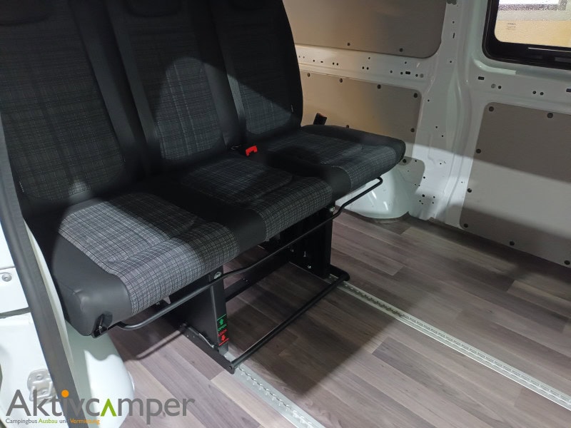 Vito Kastenwagen Schlafbank Sitzbank 3er Sitz große Schienensystem leicht verschiebbar