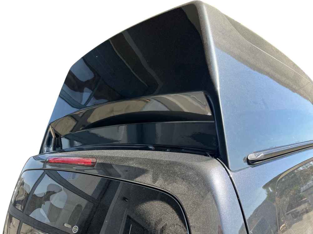 Vito Hochdach Premium Line Stabiles Hochdach mit Stehhöhe und sportlichem Design. GFK Hochdach für V-Klasse Mercedes Spezialist Aktivcamper Heck