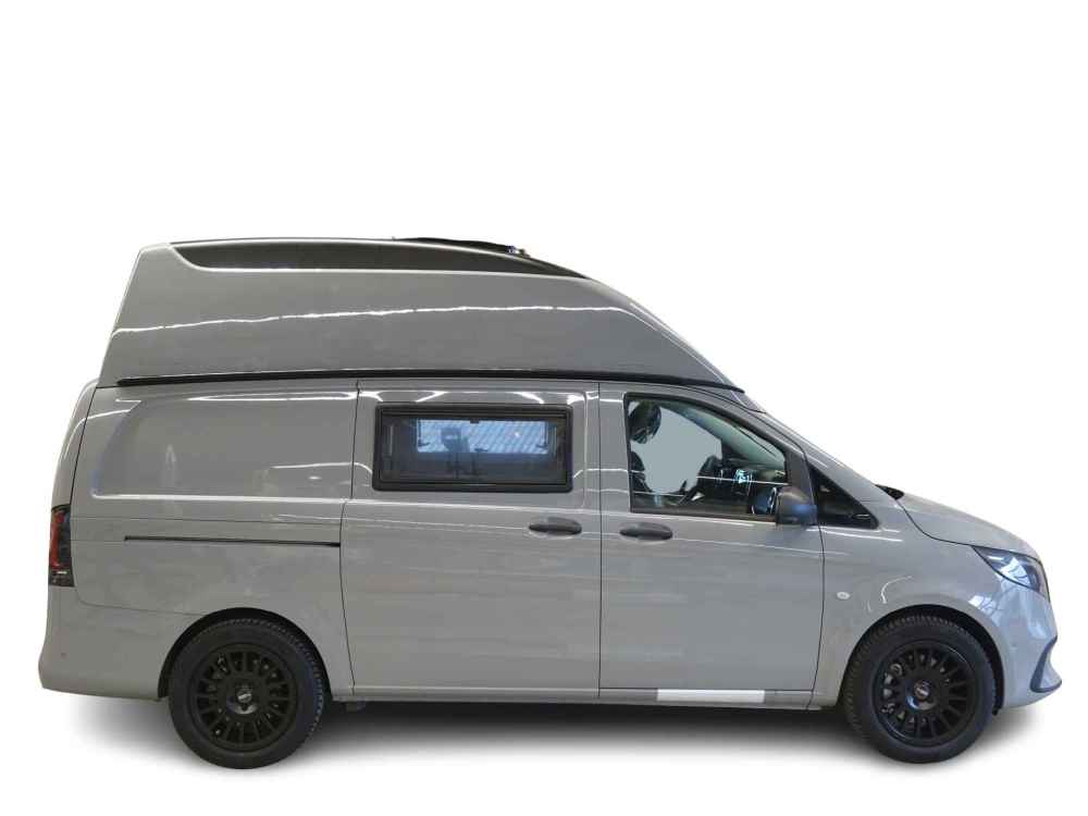 Vito Hochdach Premium Line Stabiles Hochdach mit Stehhöhe und sportlichem Design. GFK Hochdach für V-Klasse Mercedes Spezialist Aktivcamper 1