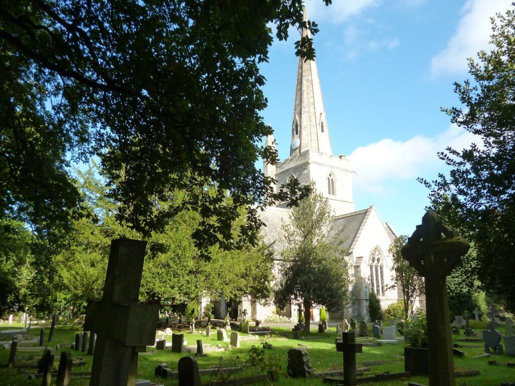 St Andrew's Church, Kingswood, seen from the churchyard. Photo: Dr Neil Clifton, CC BY-SA 2.0