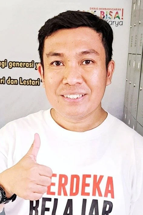 FAHRIZAN,S,Pd