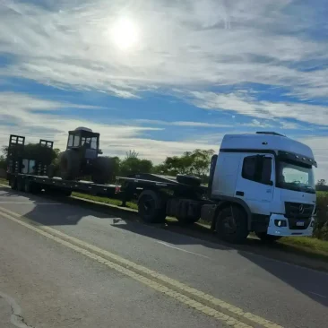 carreton_maquinaria_vial transporte de maquinaria agricola vial