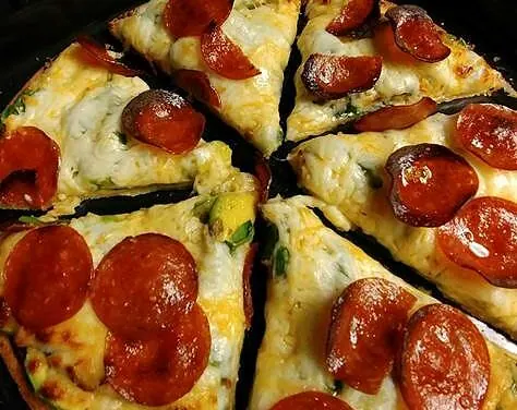CauliPower Crust Pizza