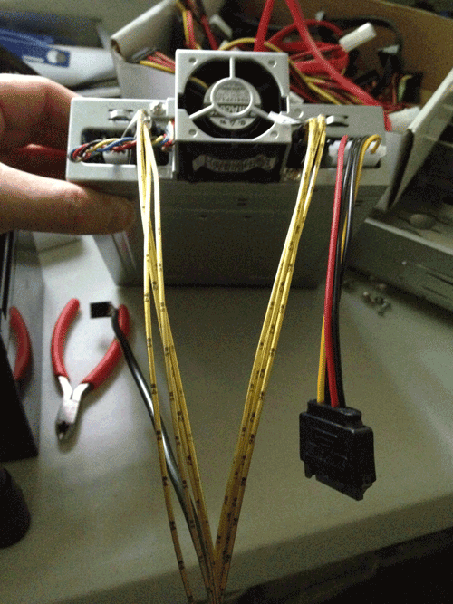 Via StorageIOblog Supermicro CSE-M14TQC 12Gbps SAS enclosure cabling