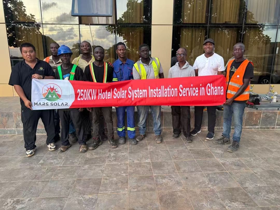 Gana'da 250KW Otel Güneş Enerjisi Sistemi, Yerinde Kurulum Mühendisi Dahil | Elektrik Maliyetlerinde 60% Tasarruf