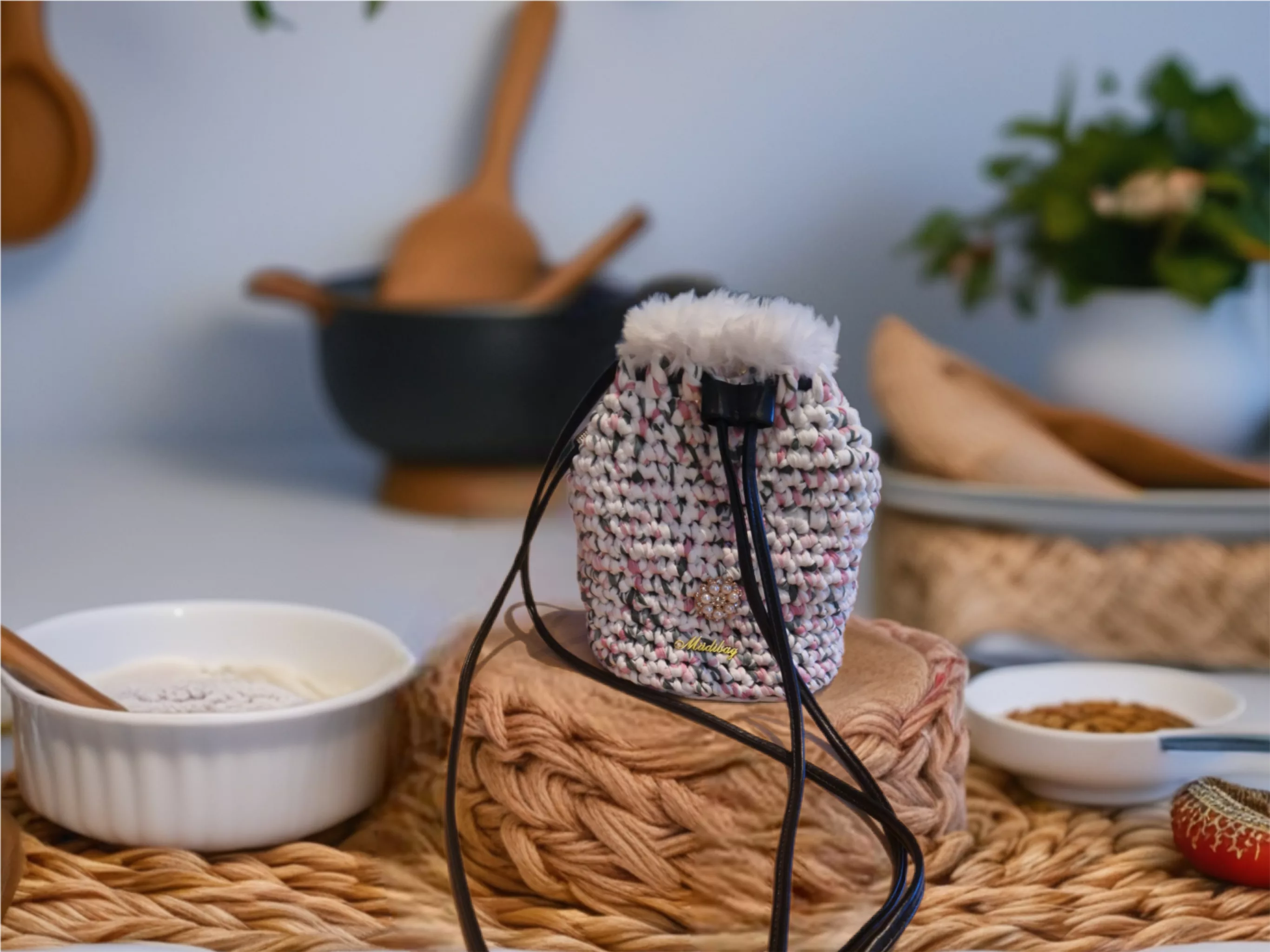 Mädibag-Slingsäckchen pastel mit Plüschabschluß