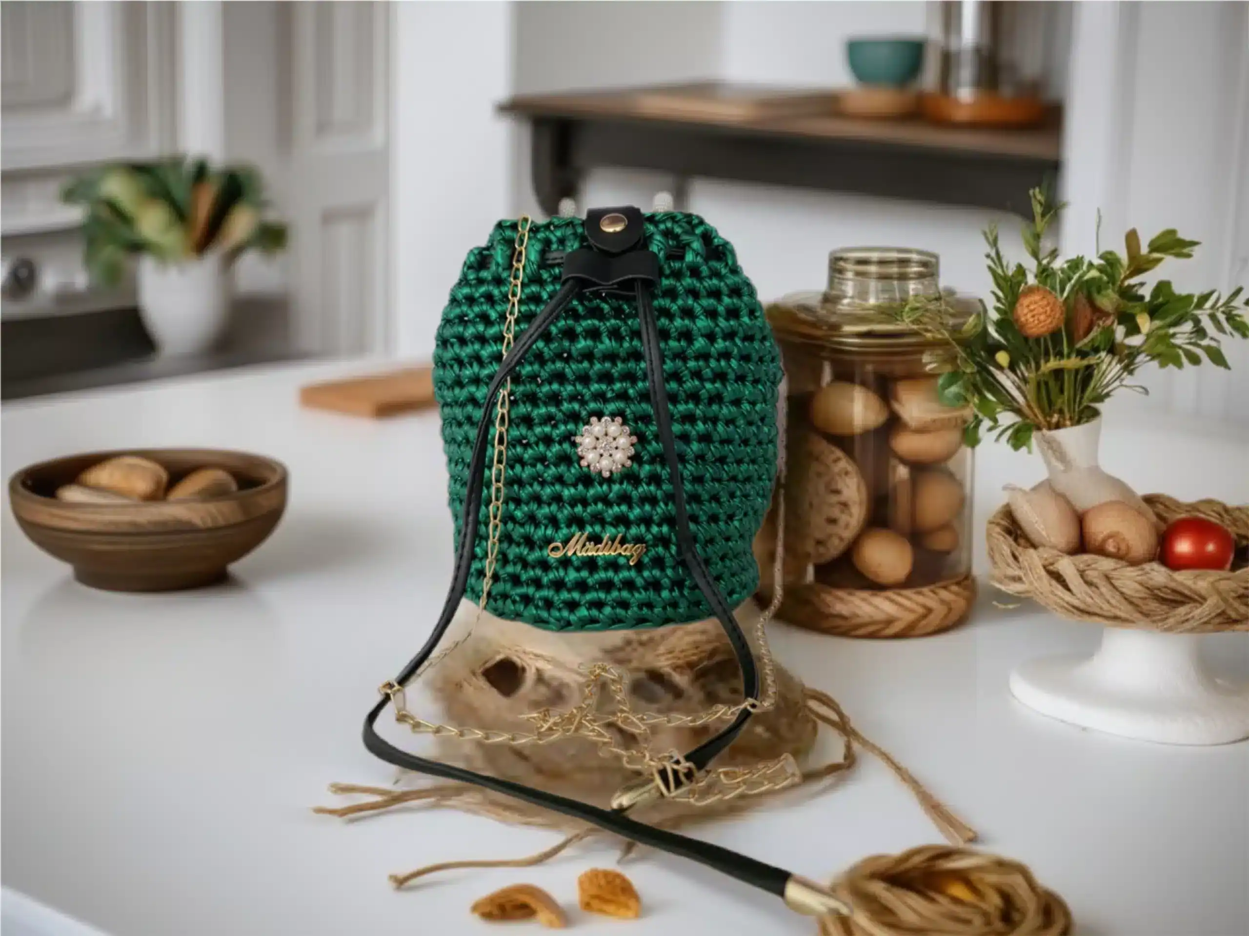 Mädibag-Dirndldaschal-smaragtgrün-Lederoptik,glänzend