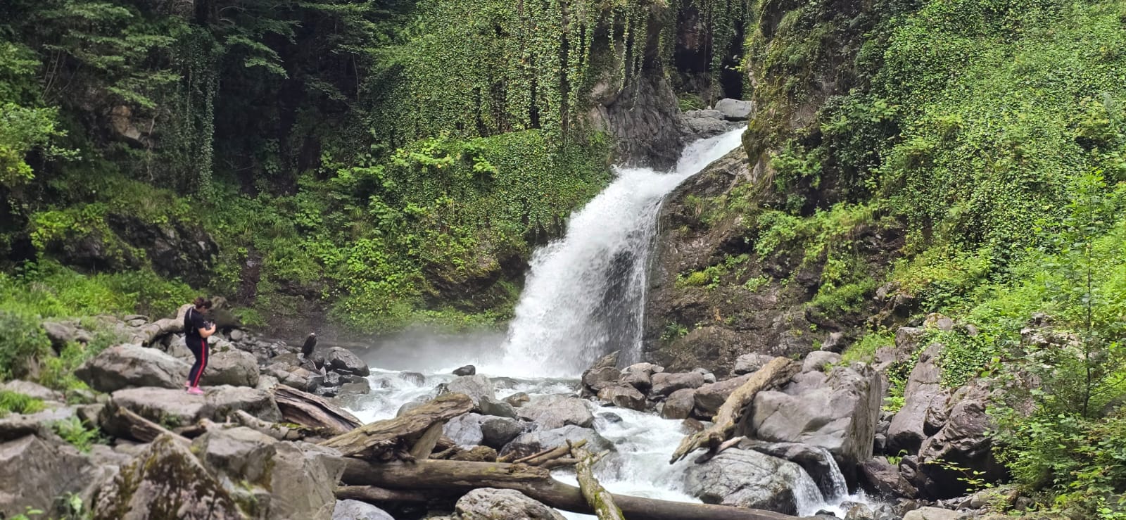 Grouse (Rocho) Waterfall