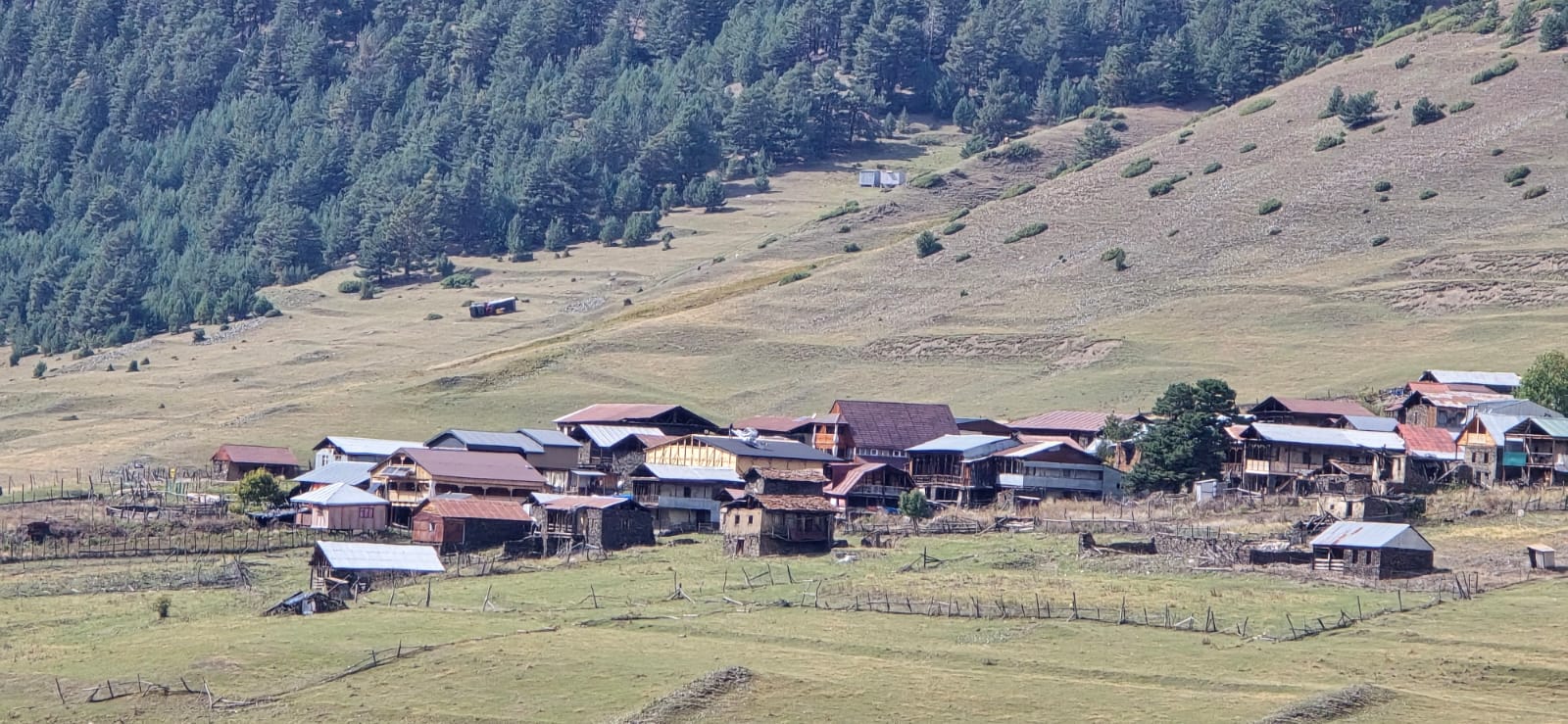 Ruins of the Old Diklo fortress-village with a view towards Dagestan
