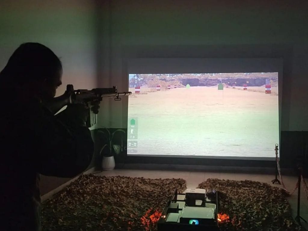 Simulador de tiro de armas portátiles con arma larga