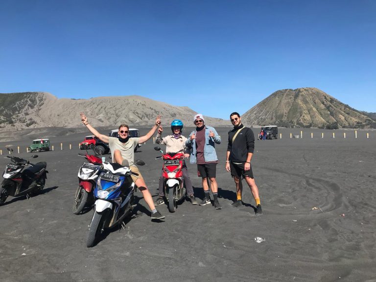 Bromo Thalia Tour Travel
