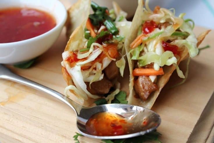 Bring the restaurant home with you when you make these Applebee’s Copycat Wonton Chicken Tacos. They’re fresh, delicious, and just as good as what you can get while you’re there! This is the perfect recipe for Taco Tuesday.