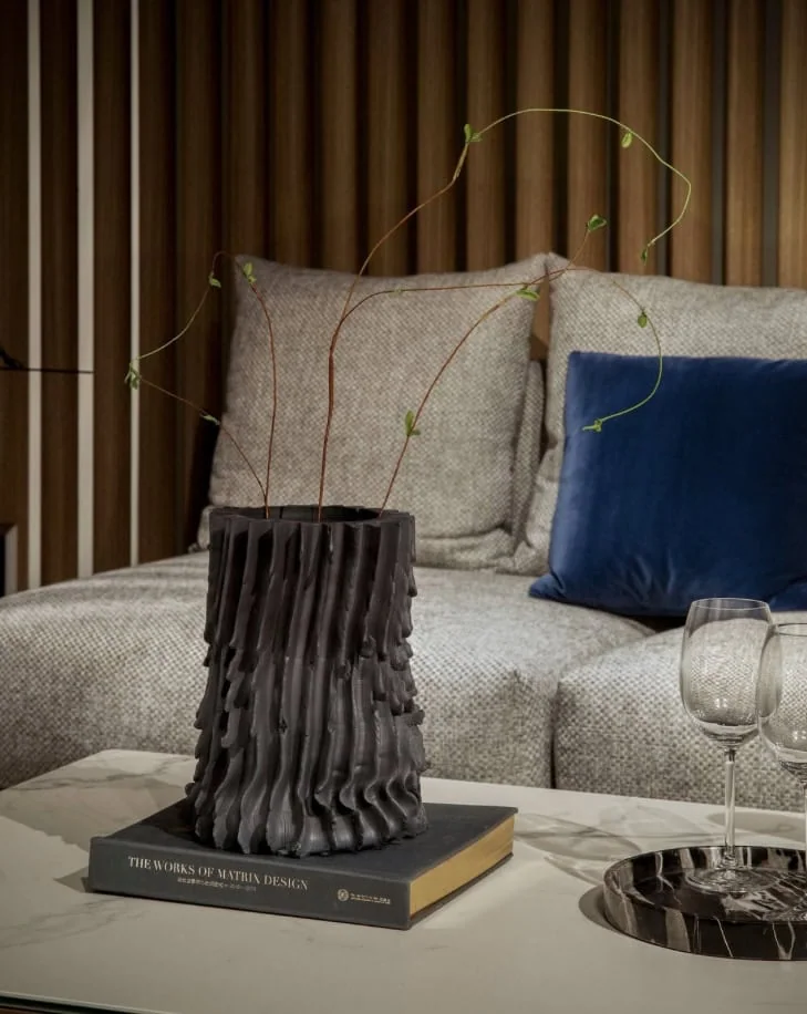 Exploring Warm Minimalism and Moody Earthy Chic in Jakarta