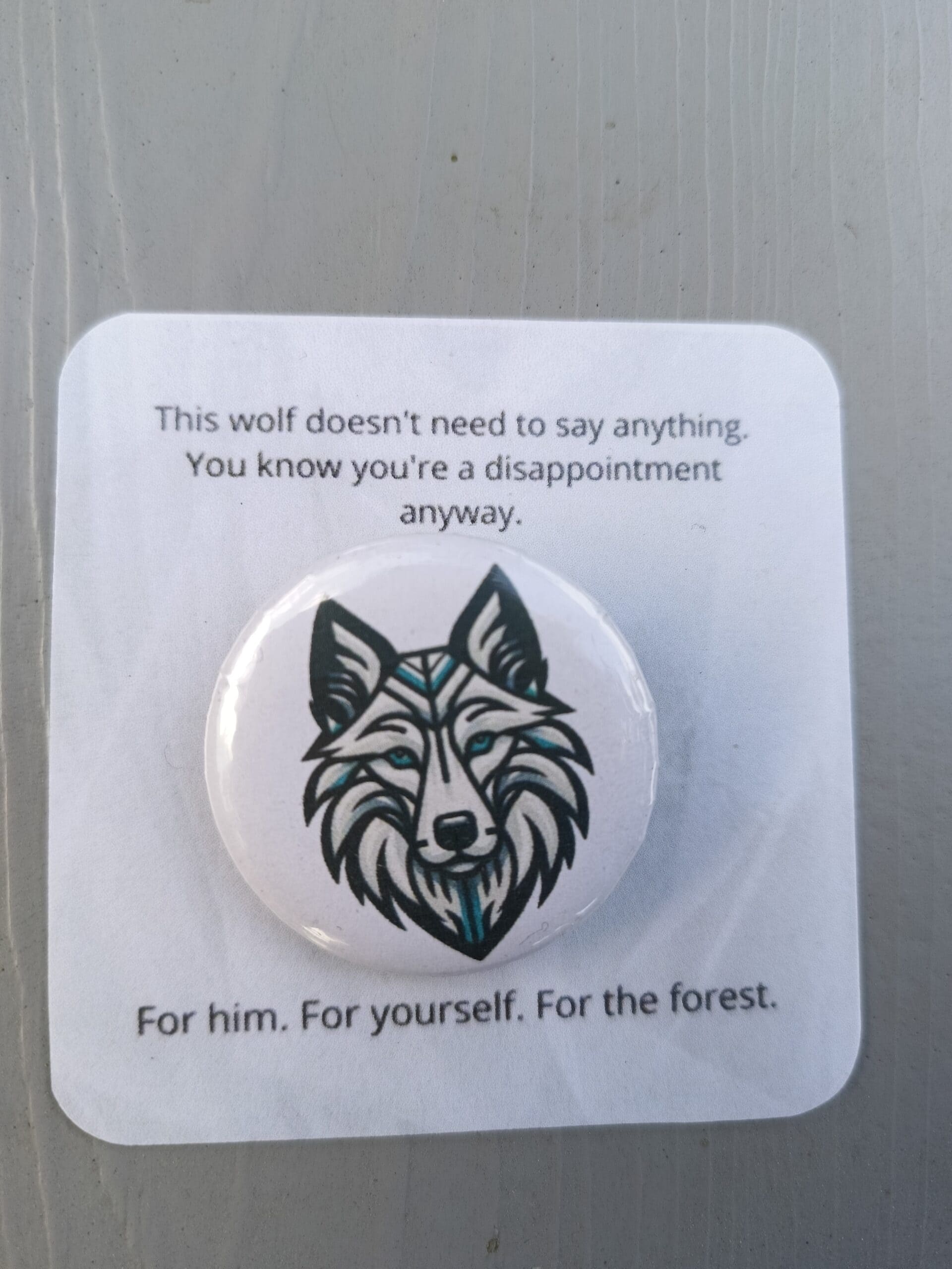 Wolf pin – view 2