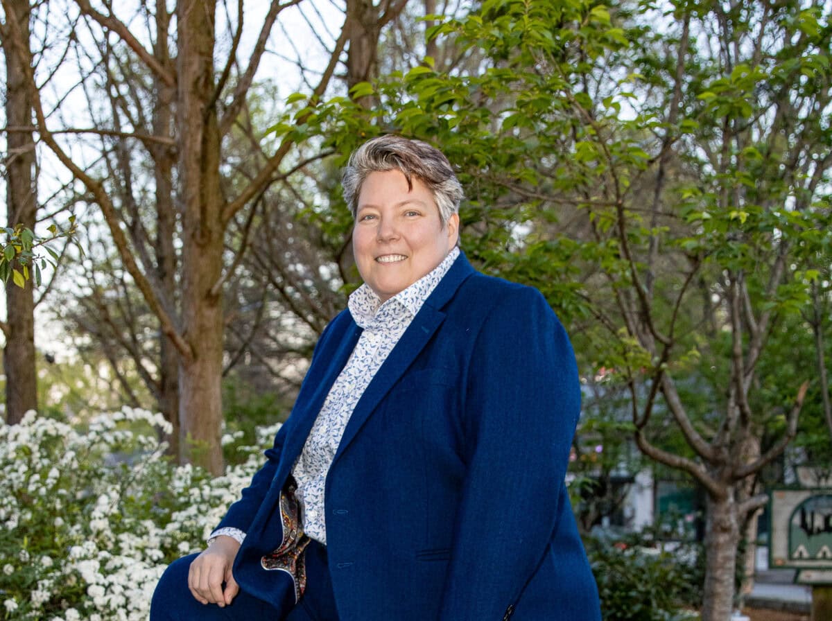 Tina D Purnat