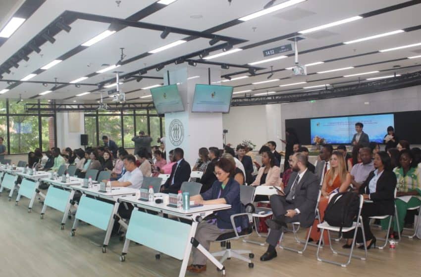  Des journalistes de 90 pays du Sud global participent à des séminaires d’immersion en Chine