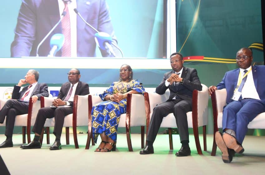  Les congrès couplés de l’AOLF et de la SOTOCOT réfléchissent à Lomé pour améliorer la chirurgie orthopédique et traumatologique