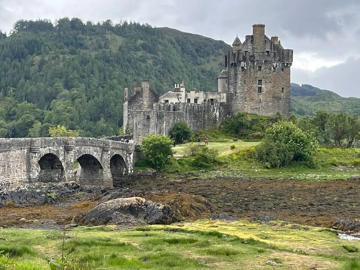 Eilan donan castle from the carpark
