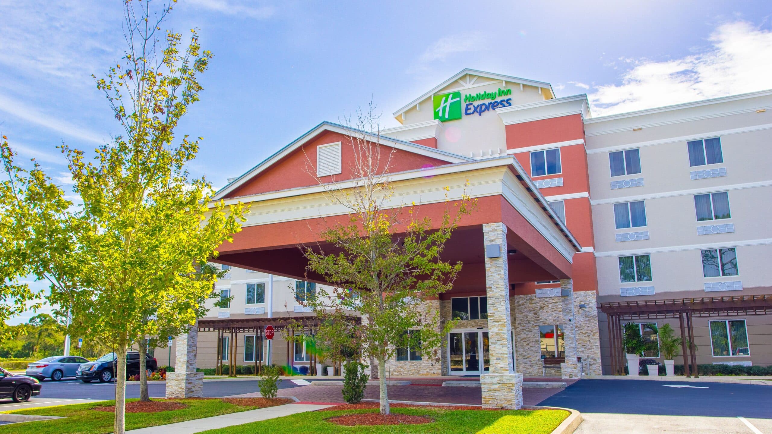 Holiday Inn Express Palm Bay Florida Hotel exterior