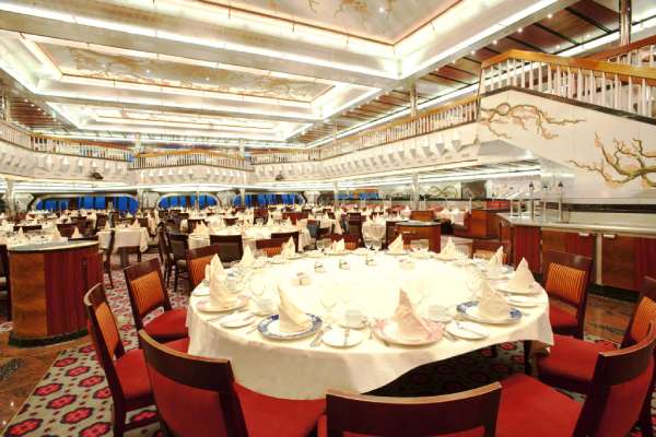 Carnival cruise dining room