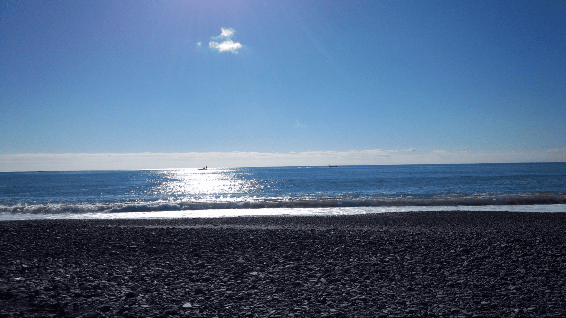 相模湾 西湘橘の海岸から相模湾