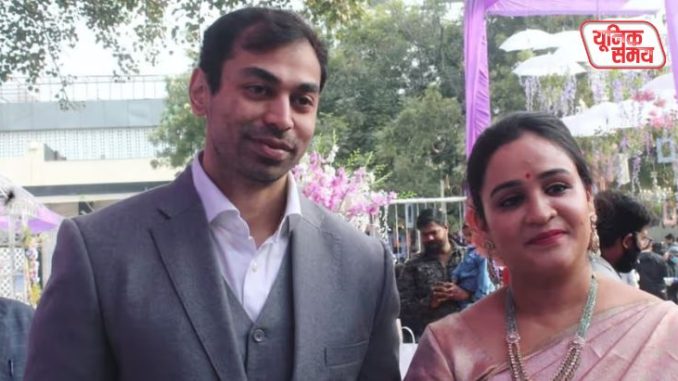 Akhilesh's brother Prateek Yadav announced his divorce